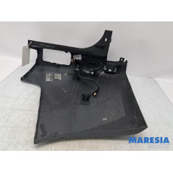 Renault - Trafic - Bumperdeel links-achter