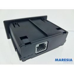 Renault - Trafic - USB module