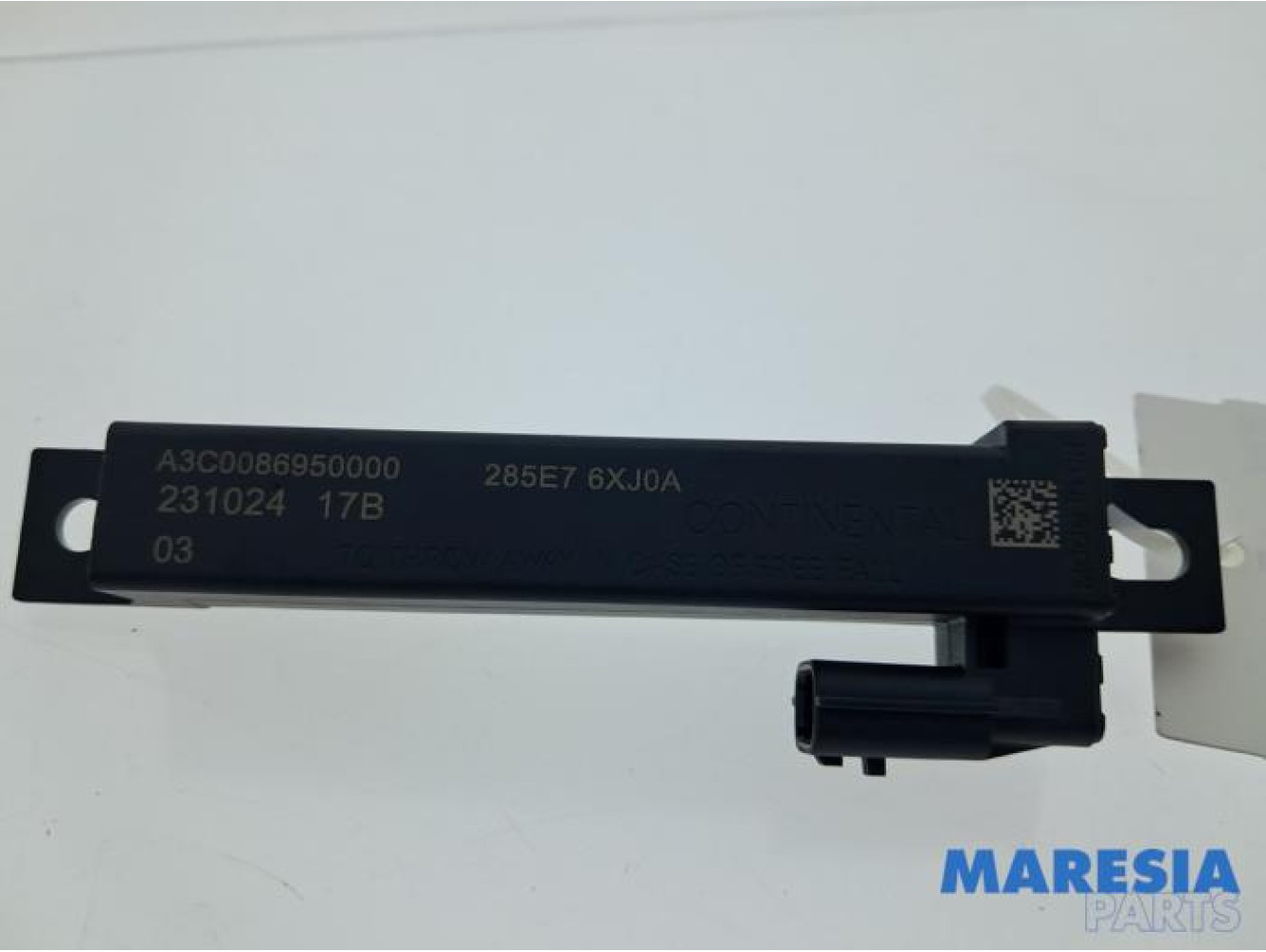 Renault - Trafic - Keyless entry antenna