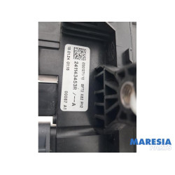 Renault - Trafic - Zekeringkast