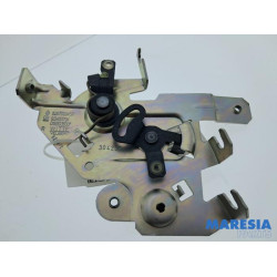 Renault - Trafic - Sliding door handle, right