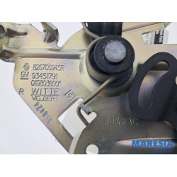 Renault - Trafic - Sliding door handle, right