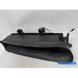 Renault - Twingo - Air funnel