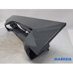 Renault - Trafic - Taillight edging, right