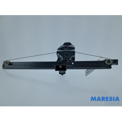 Renault - Trafic - Fenstermechanik 2-türig rechts vorne