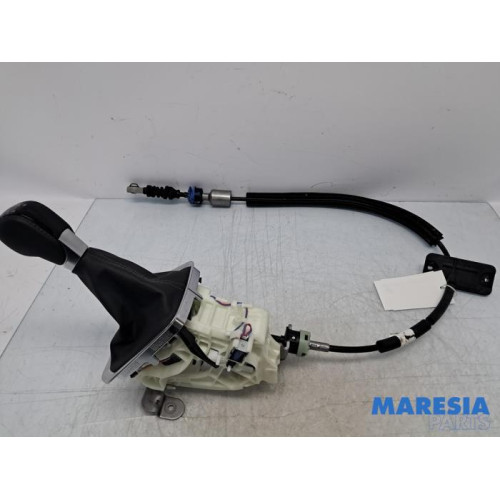 Renault - Trafic - Gear stick