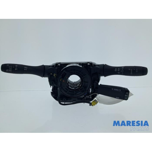 Renault - Trafic - Combischakelaar Stuurkolom