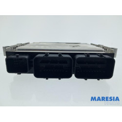 Renault - Trafic - Engine management computer