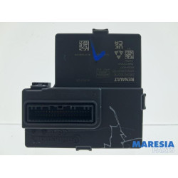 Renault - Trafic - Engine management computer