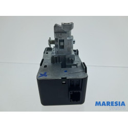 Renault - Trafic - Engine management computer