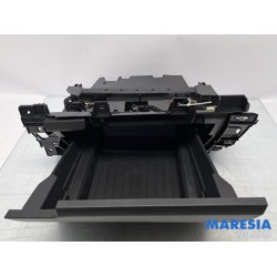 Renault - Trafic - Handschuhfach