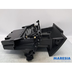 Renault - Trafic - Handschuhfach