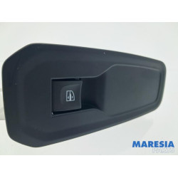 Renault - Trafic - Electric window switch