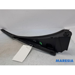 Renault - Trafic - Cadre pare-brise