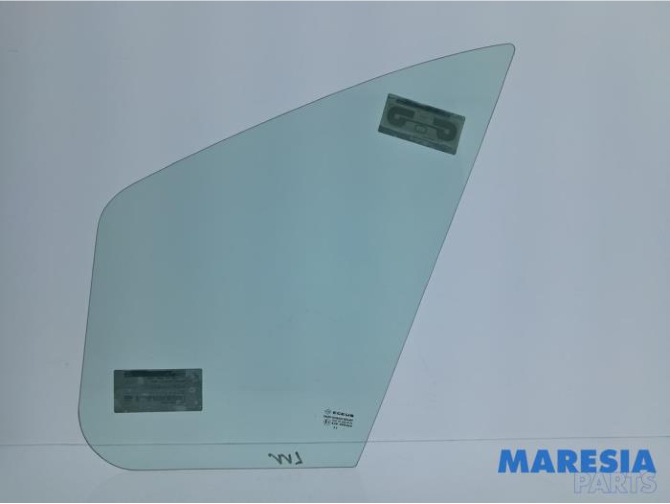 Renault - Trafic - Quarter light, front left