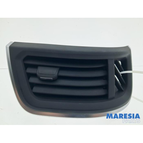 Renault - Trafic - Luchtrooster Dashboard