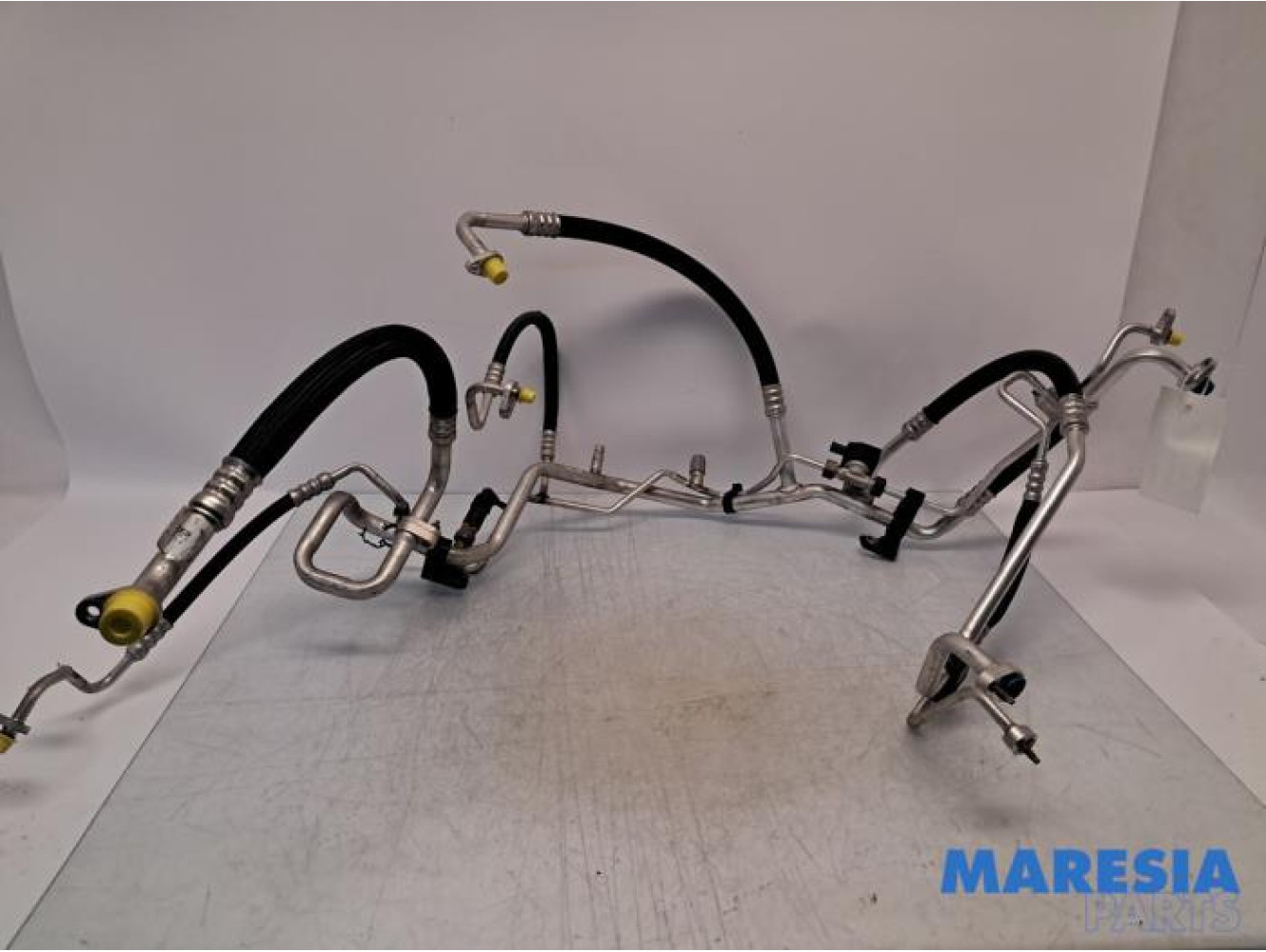 Opel - Vivaro - Air conditioning line