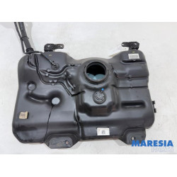 Renault - Twingo - Tank