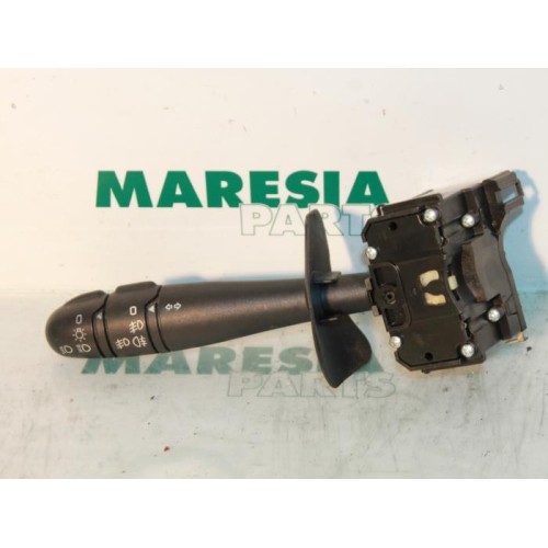 Renault - Megane Scenic - Indicator switch