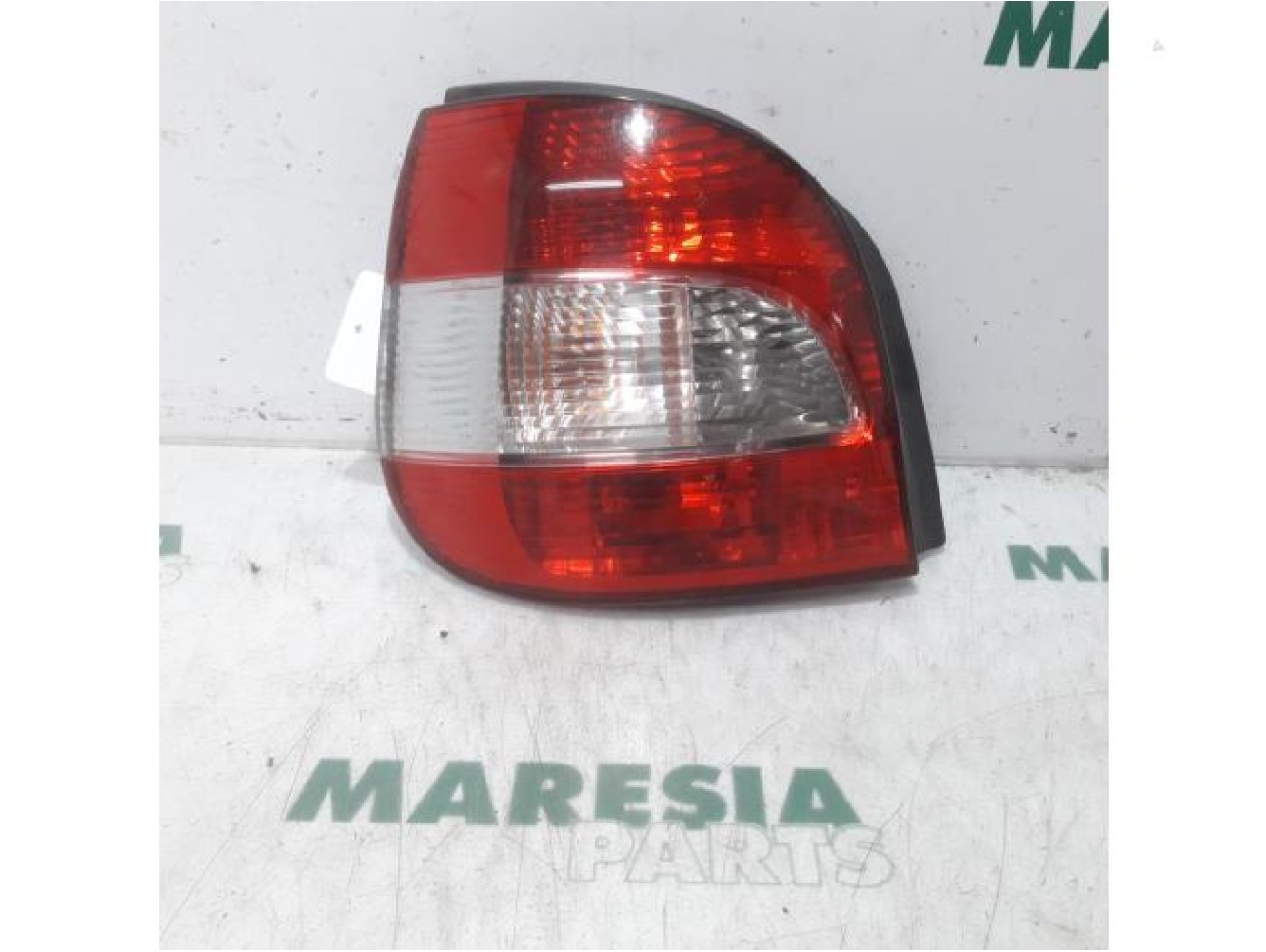 Renault - Megane Scenic - Achterlicht links