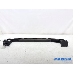 Renault - Megane - Stoßstangeträger hinten