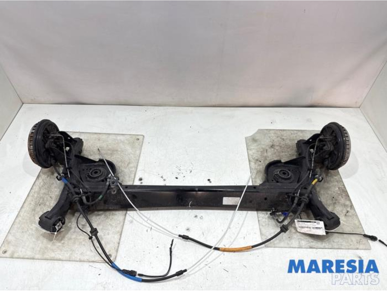 Renault - Clio - Rear-wheel drive axle