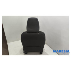 Renault - Clio - Seat, left