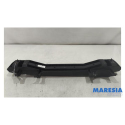 Renault - Clio - Rear bumper frame