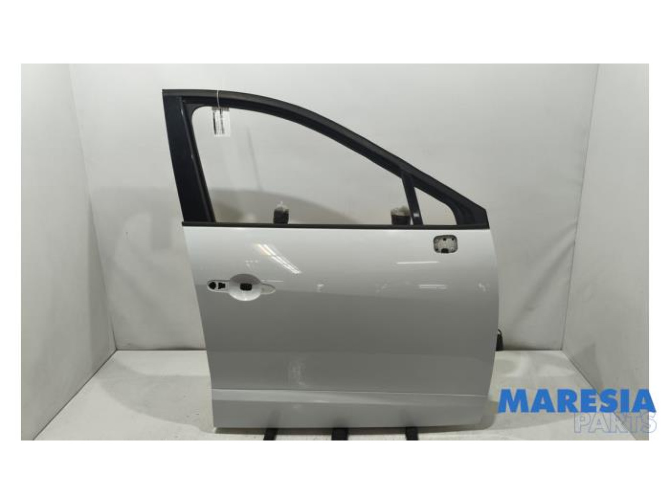 Renault - Grand Scenic - Portière 4portes avant droite