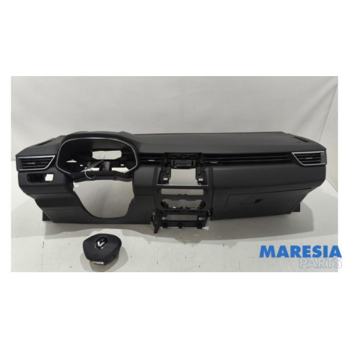 Renault - Clio - Airbag set + dashboard