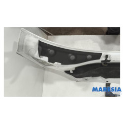 Renault - Grand Scenic - Capot