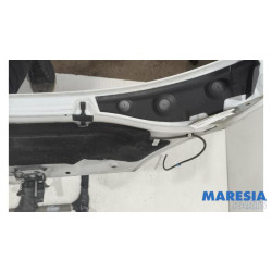 Renault - Grand Scenic - Capot