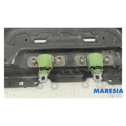 Renault - Megane - Faux châssis