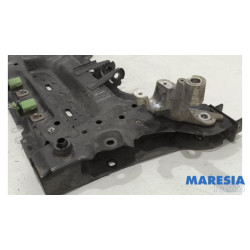 Renault - Megane - Faux châssis