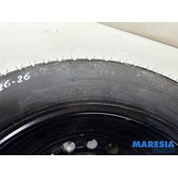 Renault - Grand Scenic - Krikset + reservewiel