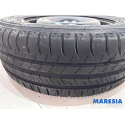 Renault - Grand Scenic - Krikset + reservewiel