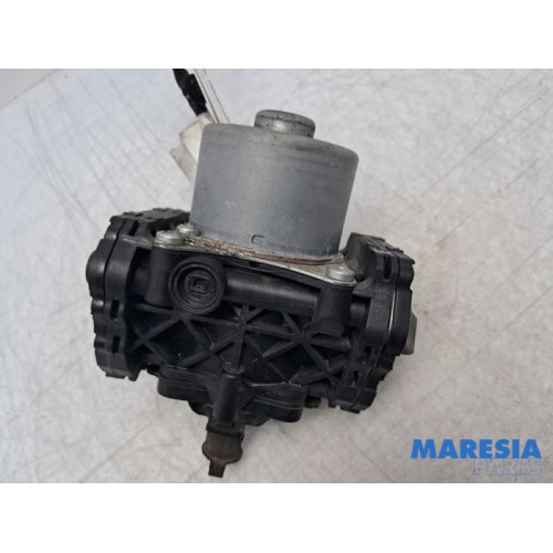 Opel - Vivaro - Vacuumpomp Rembekrachtiging