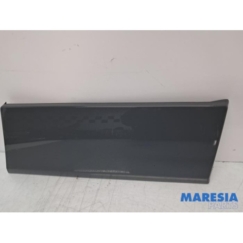 Renault - Trafic - Decorative strip