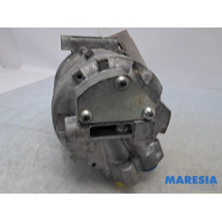 Renault - Trafic - Air conditioning pump