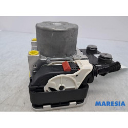 Renault - Trafic - ABS Pomp