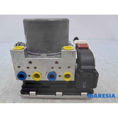 Renault - Trafic - ABS Pomp