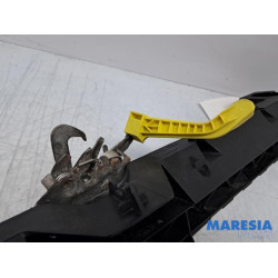 Citroen - Berlingo - Plaque de serrure avant