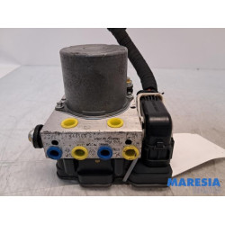 Renault - Clio - ABS Pomp