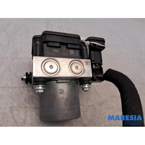 Renault - Clio - ABS Pomp