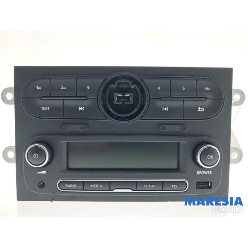 Renault - Twingo - Radio