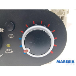 Renault - Twingo - Panneau de commandes chauffage