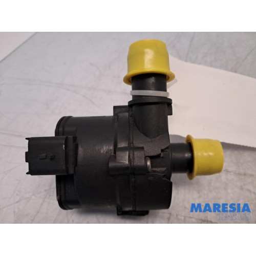 Renault - Clio - Additional water pump