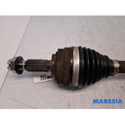 Renault - Clio - Front drive shaft, right