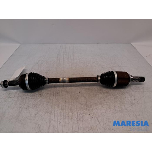 Renault - Clio - Antriebswelle links vorne