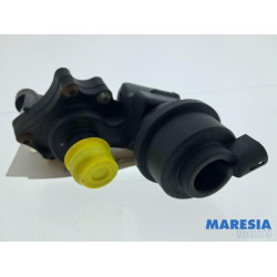 Renault - Twingo - Zusätzliche Wasserpumpe